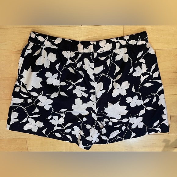 Tamara H. 100% Cotton Pajamas - Picture 3 of 8